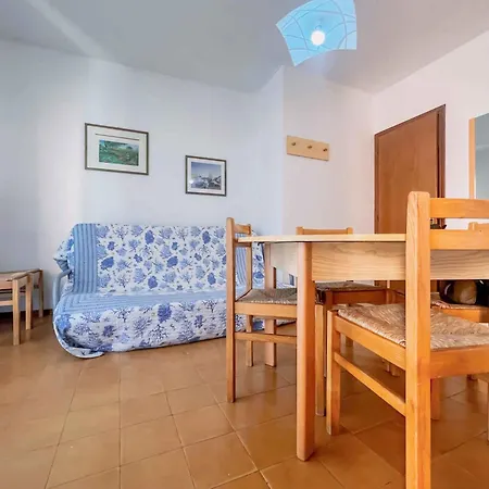 In 24630 Apartment